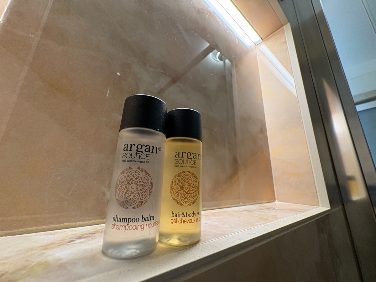 Set di cortesia con prodotti all'argan